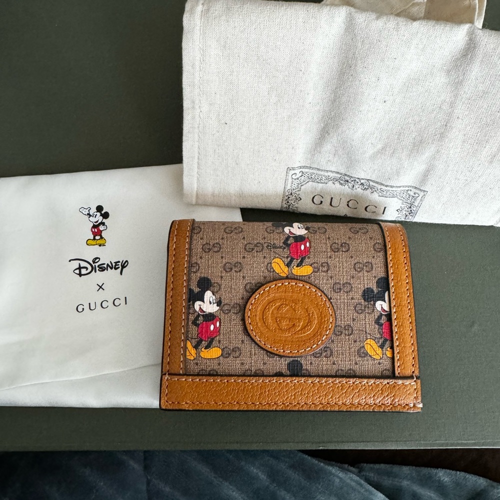 Disney x Gucci card case wallet